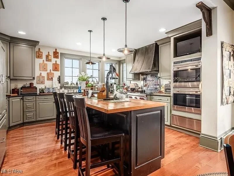 1864 Victorian Farmhouse Cambridge Ohio - 18 - kitchen.jpg