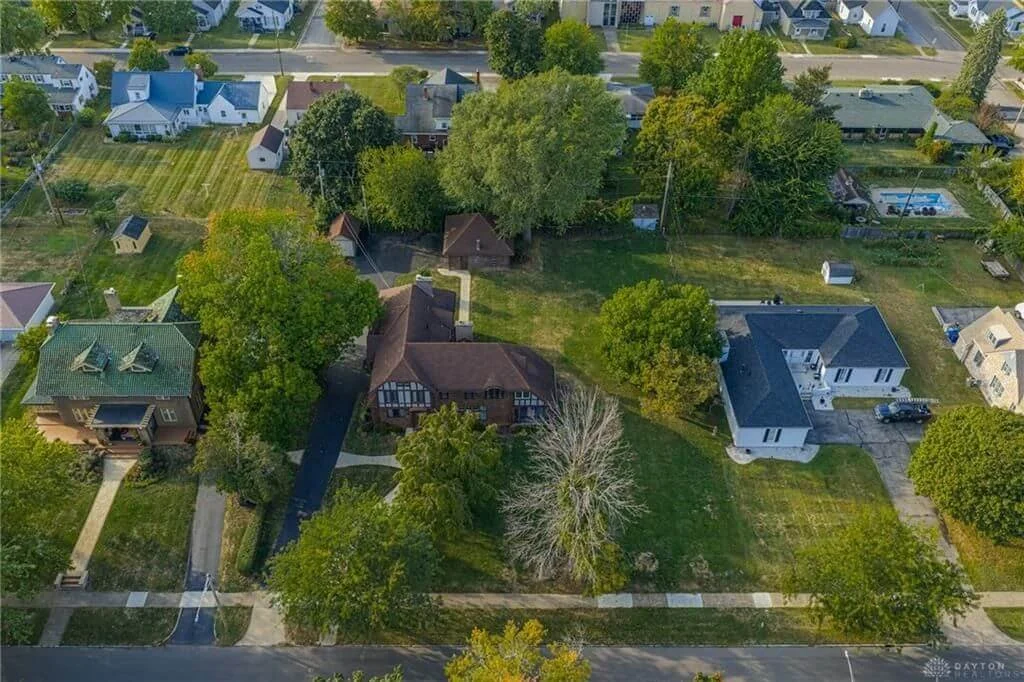 1900 Tudor house Washington Court House Ohio - 54 - top view.jpg