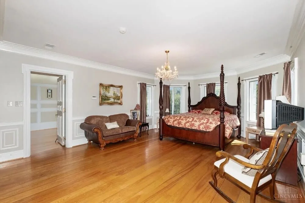 1937 French Chateau estate Pierce Township Ohio - 14 - bedroom.jpg