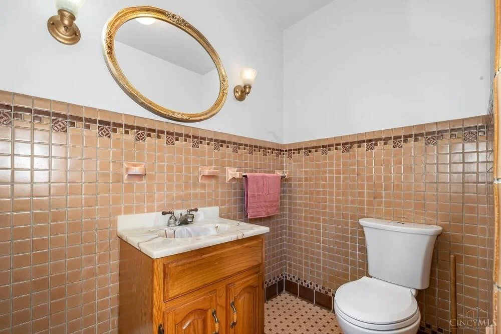 1937 French Chateau estate Pierce Township Ohio - 23 - bathroom.jpg