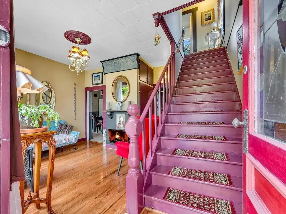 1900 Victorian house Astoria Oregon - 6 - foyer.jpg