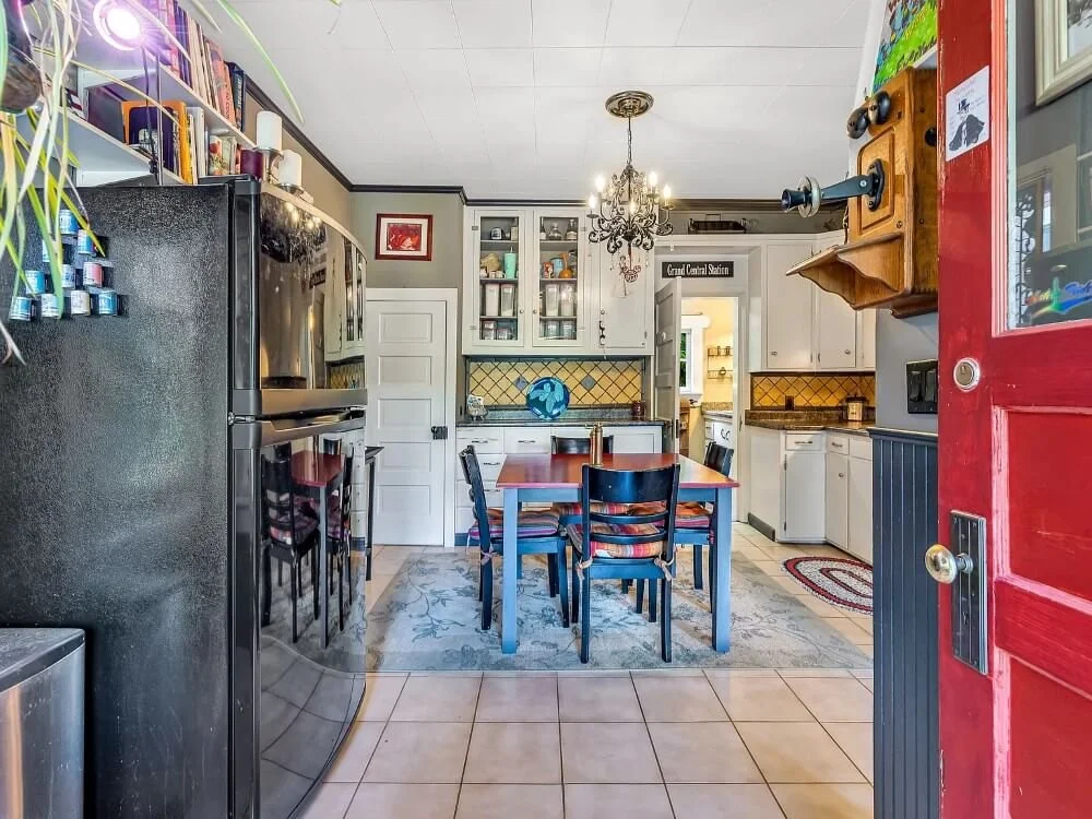 1900 Victorian house Astoria Oregon - 17 - kitchen.jpg