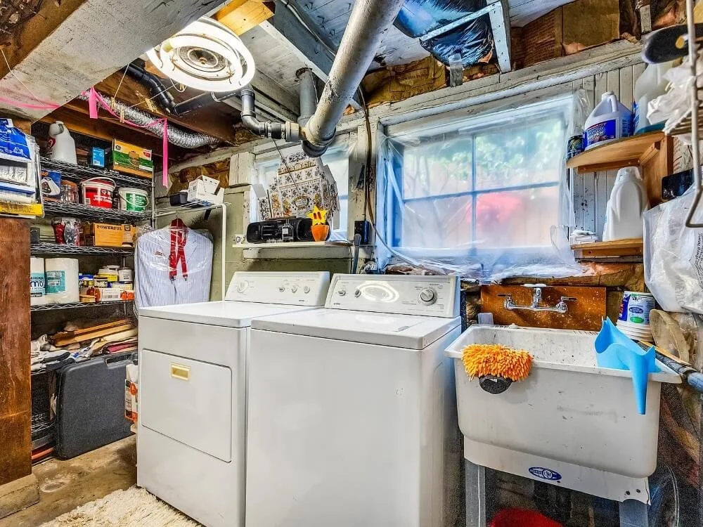 1900 Victorian house Astoria Oregon - 27 - laundry.jpg