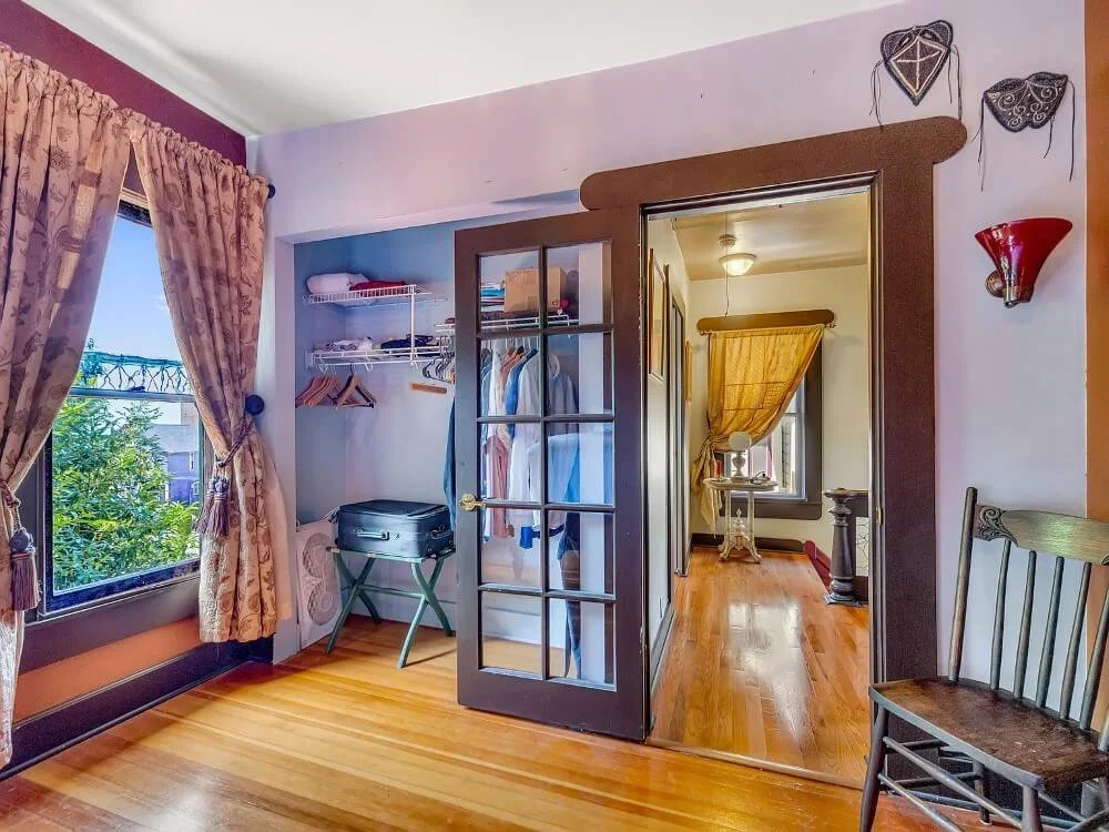 1900 Victorian house Astoria Oregon - 33 - bedroom.jpg