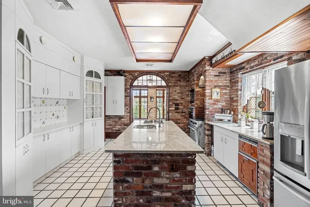 1925 brick house Philadelphia Pennsylvania - 12 - kitchen.jpg