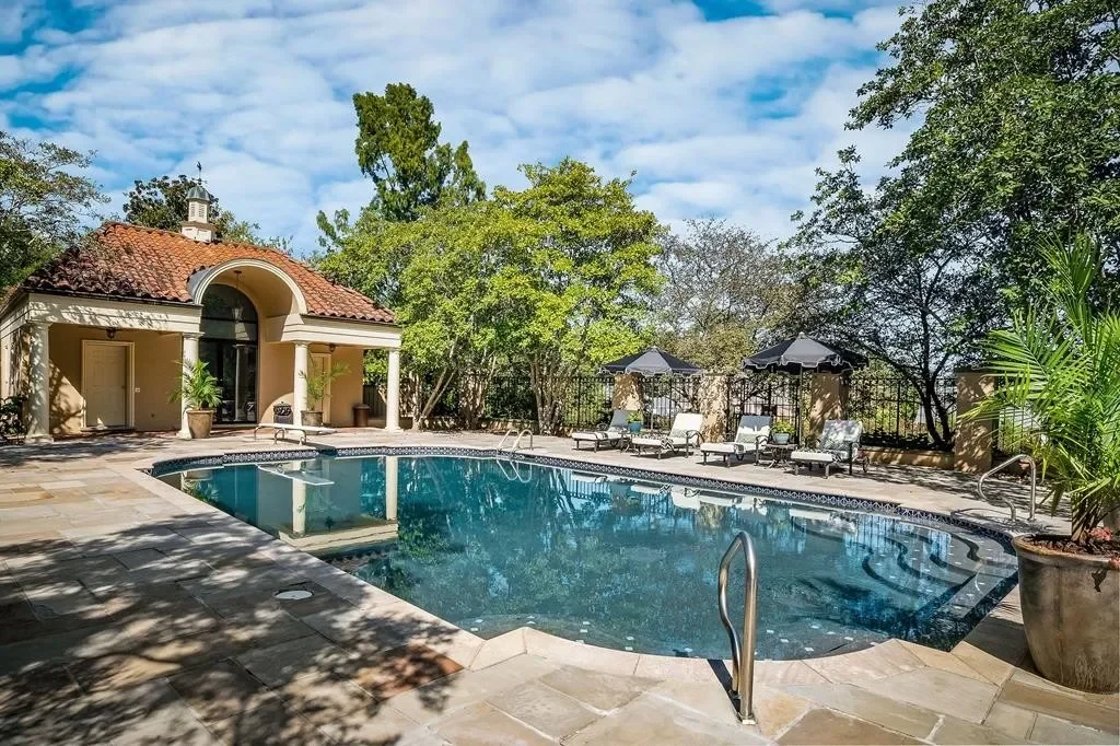 1928 Mediterranean house Cookeville Tennessee - 4 - pool.webp