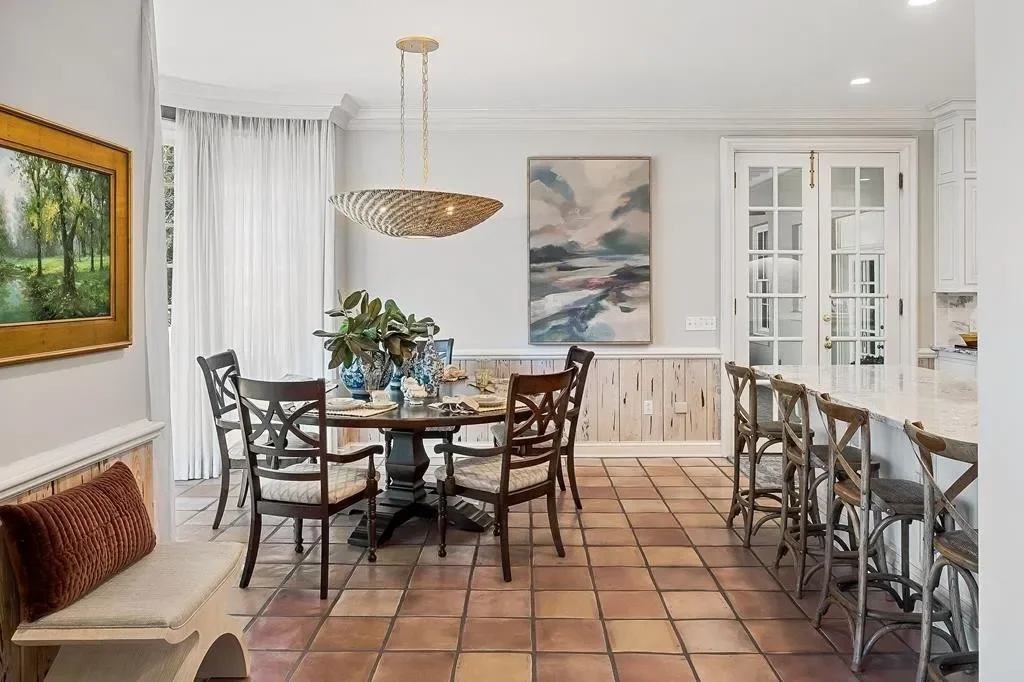 1928 Mediterranean house Cookeville Tennessee - 20 - kitchen.webp