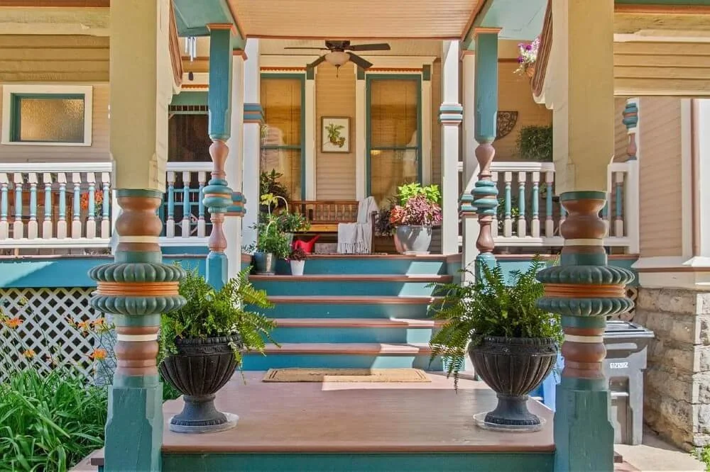 1885 Queen Anne house Oshkosh Wisconsin - 21 - front stairs.jpg