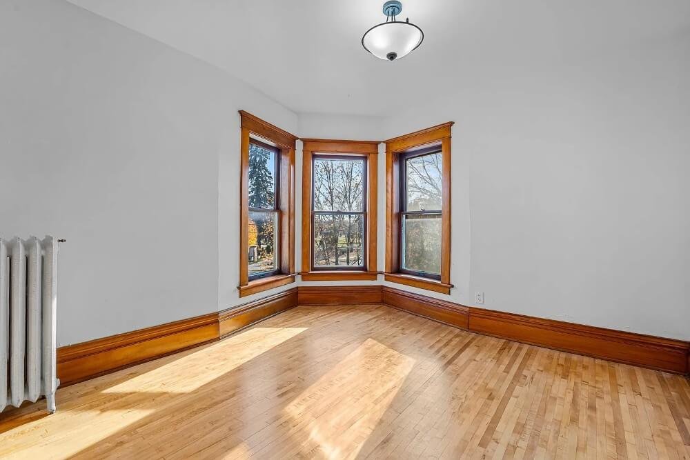 1908 Victorian house Shawano Wisconsin - 34 - bedroom.jpg