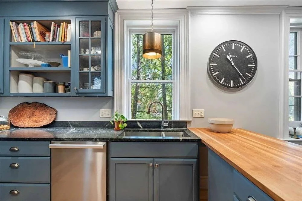 1854 Gothic Revival house Madison Wisconsin - 5 - kitchen.jpg