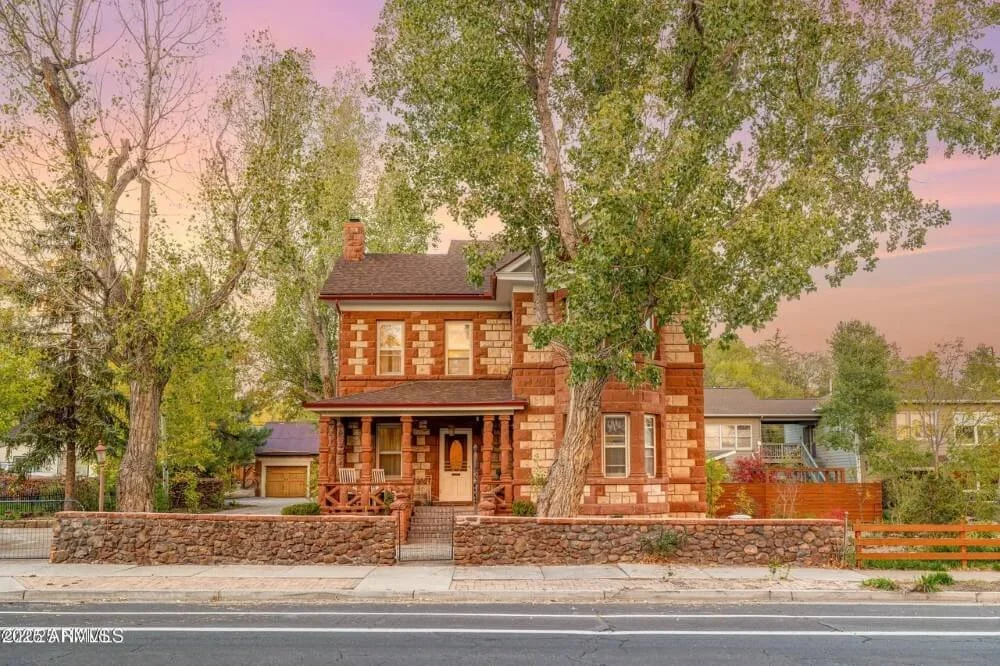 The England House 1902 Victorian style Flagstaff Arizona - 2 - front view.jpg