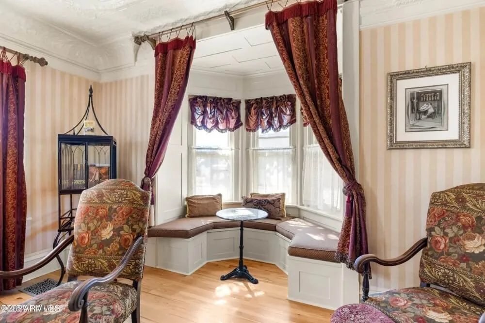 The England House 1902 Victorian style Flagstaff Arizona - 15 - living room.jpg