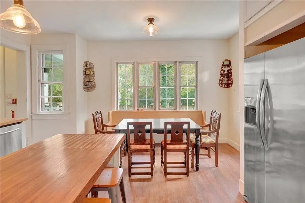 1903 Mission Revival house Urbana Illinois - 11 - kitchen.jpg