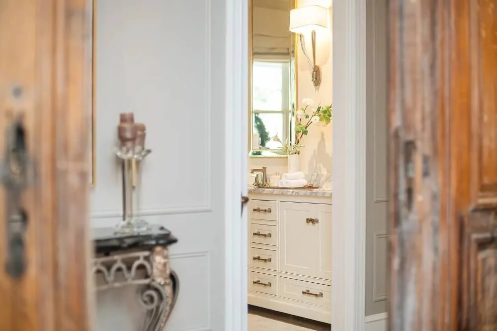 1905 Greek Revival house Madison Georgia - 33 - second floor.jpg