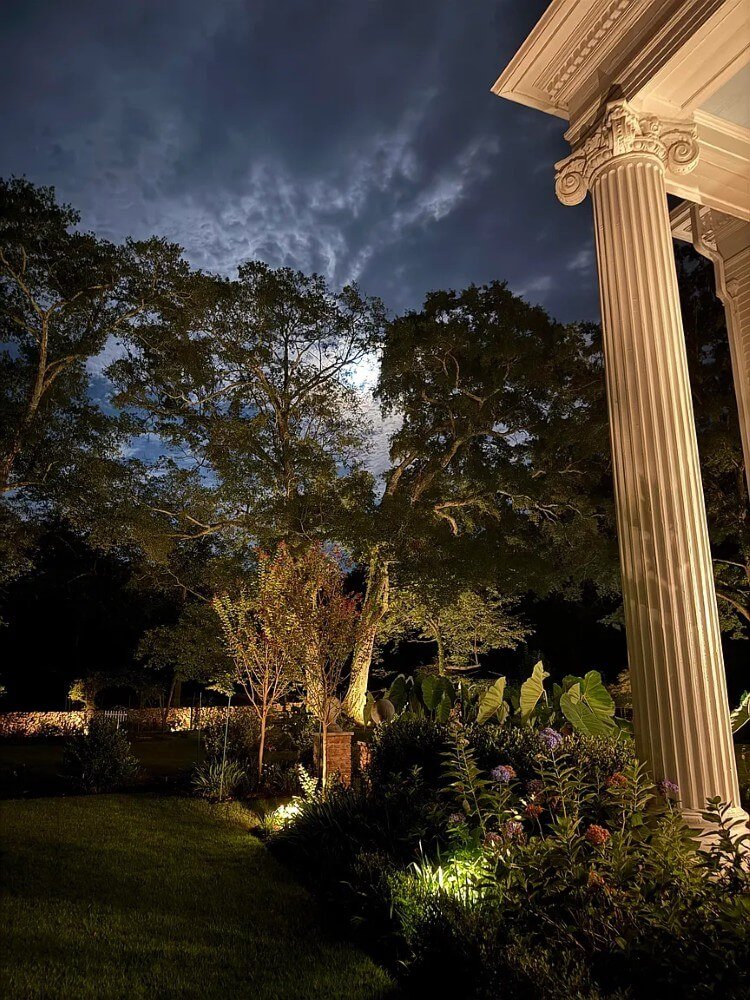 1905 Greek Revival house Madison Georgia - 62 - night view.jpg