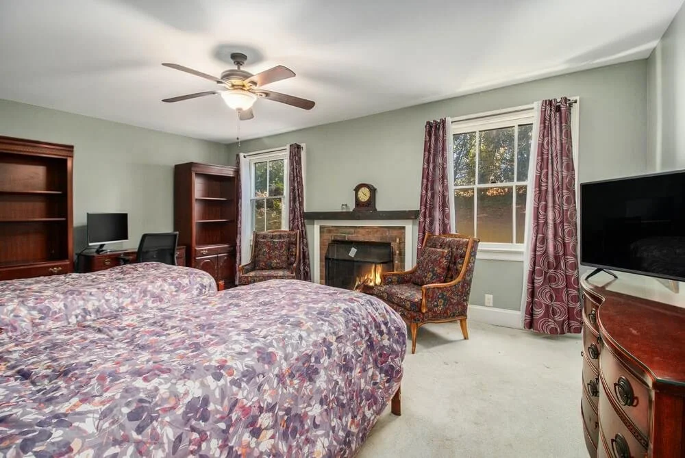 1850 Greek Revival house West Point Georgia (17).jpg