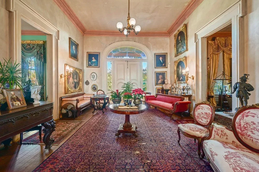 Lakeside 1830 French Creole Greek Revival Batchelor Louisiana - 13 - hall.webp