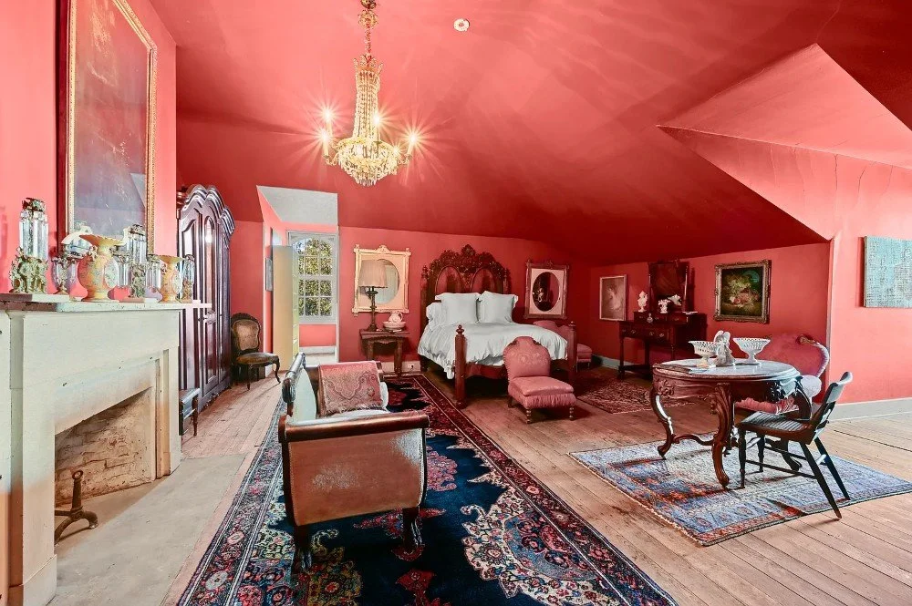 Lakeside 1830 French Creole Greek Revival Batchelor Louisiana - 29 - bedroom.webp