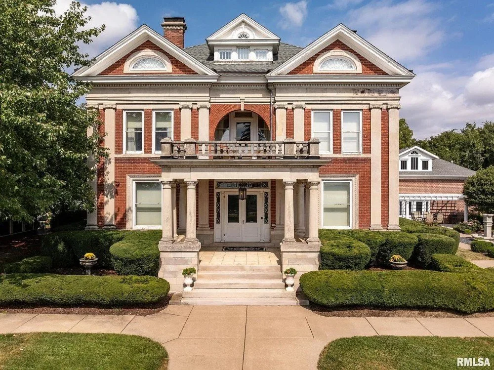 The John C Schricker House 1896 Georgian Revival Davenport Iowa - 1 - front view.webp