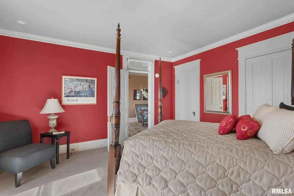 The John C Schricker House 1896 Georgian Revival Davenport Iowa - 27 - bedroom.webp