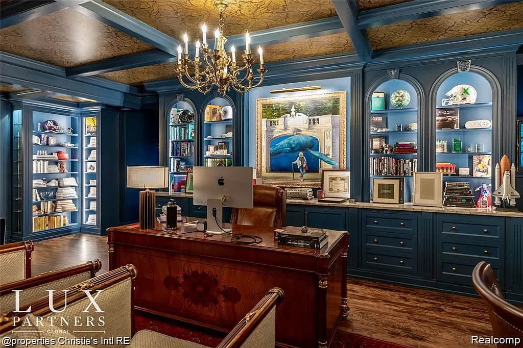 1915 Renaissance Revival house Detroit Michigan - 19 - office.webp