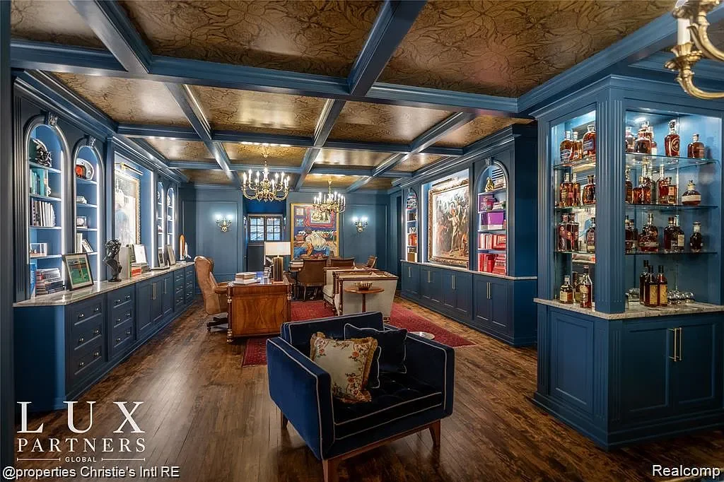 1915 Renaissance Revival house Detroit Michigan - 21 - office.webp