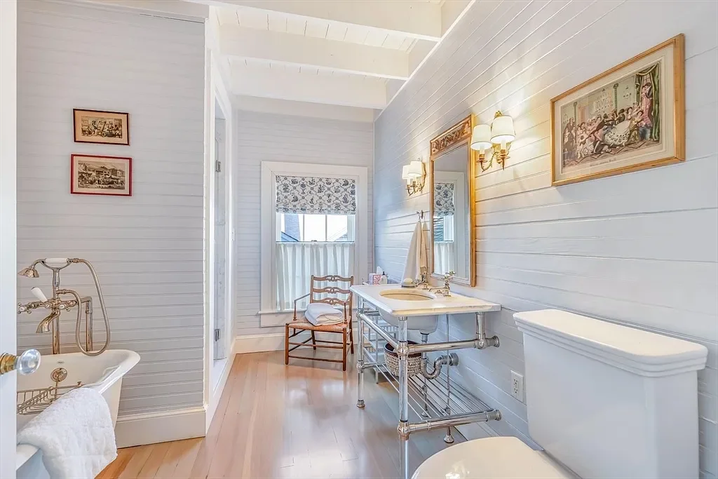 Rocky Island 1891 Cape Cod house Cataumet Massachusetts - 21 - bathroom.webp