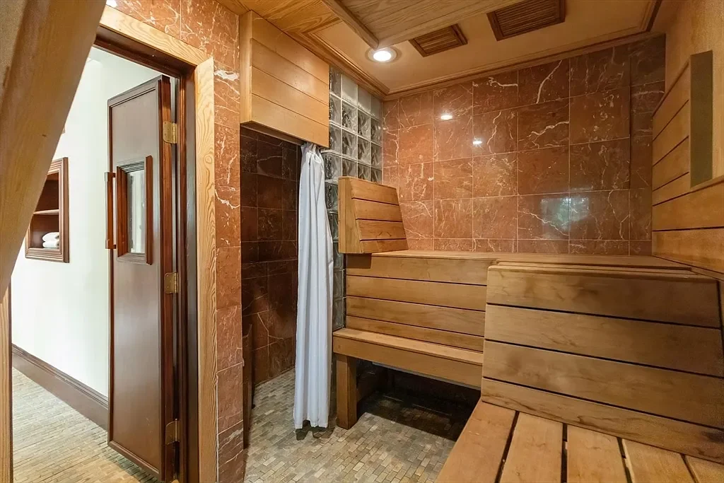 1899 Queen Anne house Boston Massachusetts - 21 - sauna.webp