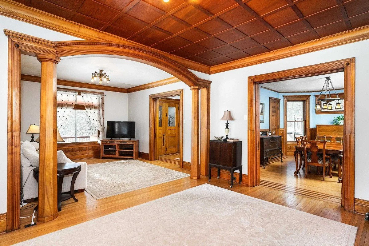 1892 Traditional house Duluth Minnesota - 6 - open space.webp