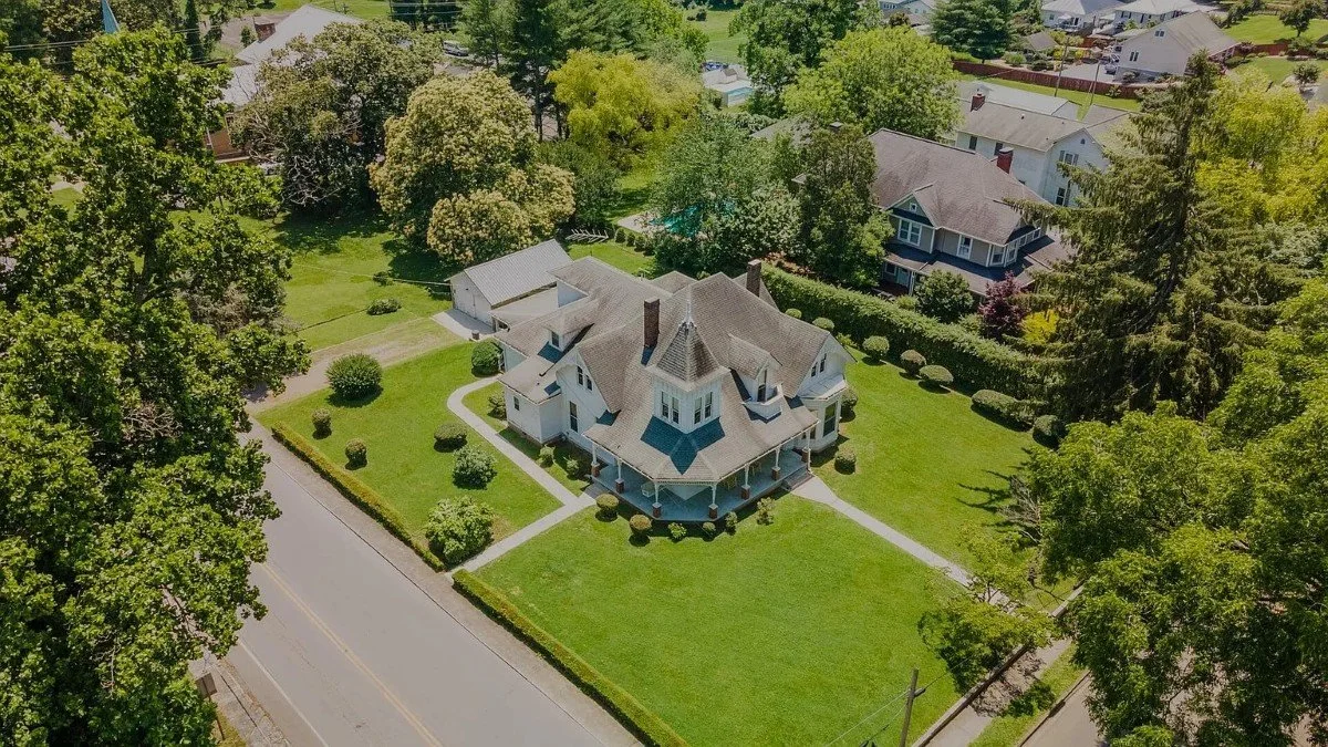 1897 Victorian house Rogersville Tennessee - 4 - top view.webp