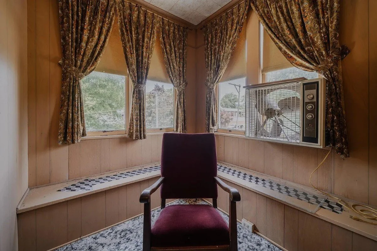 1897 Victorian house Rogersville Tennessee - 59 - bedroom.webp