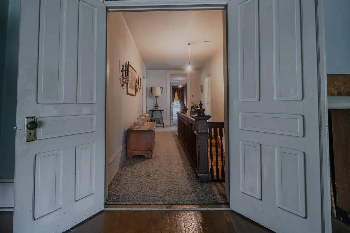 1897 Victorian house Rogersville Tennessee - 64 - hallway.webp