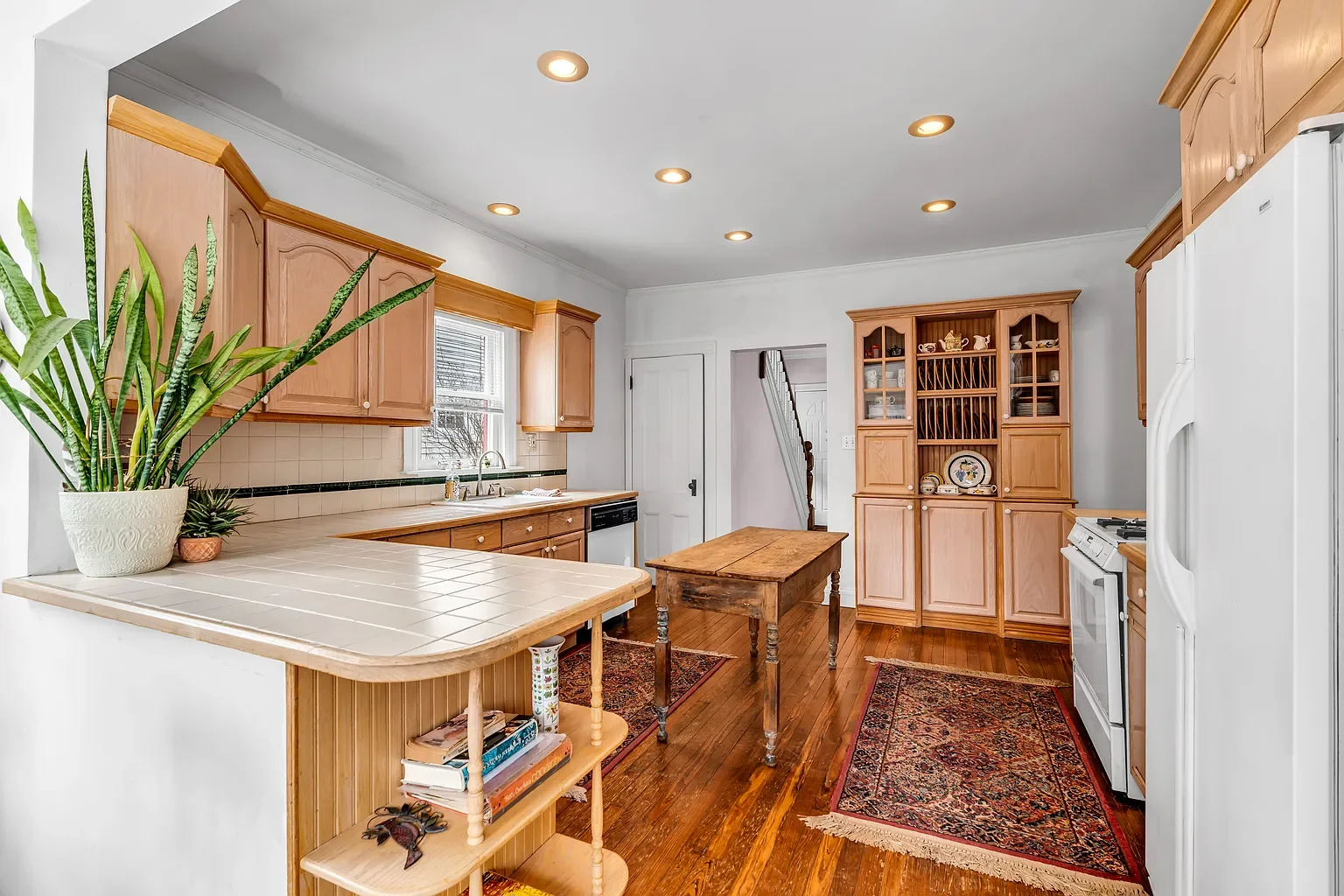 1909 Victorian house Long Branch New Jersey - 30 - kitchen.webp