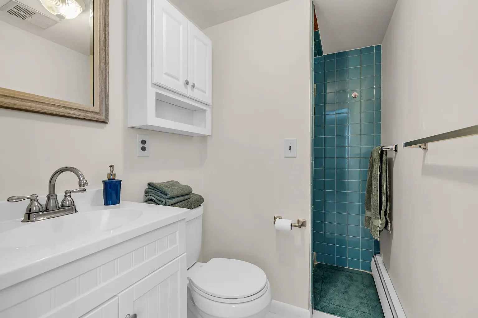 1909 Victorian house Long Branch New Jersey - 53 - bathroom.webp