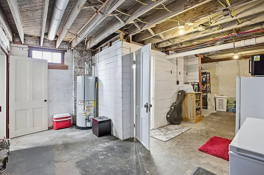 1893 Traditional house Saint Joseph Missouri - 48 - basement.webp