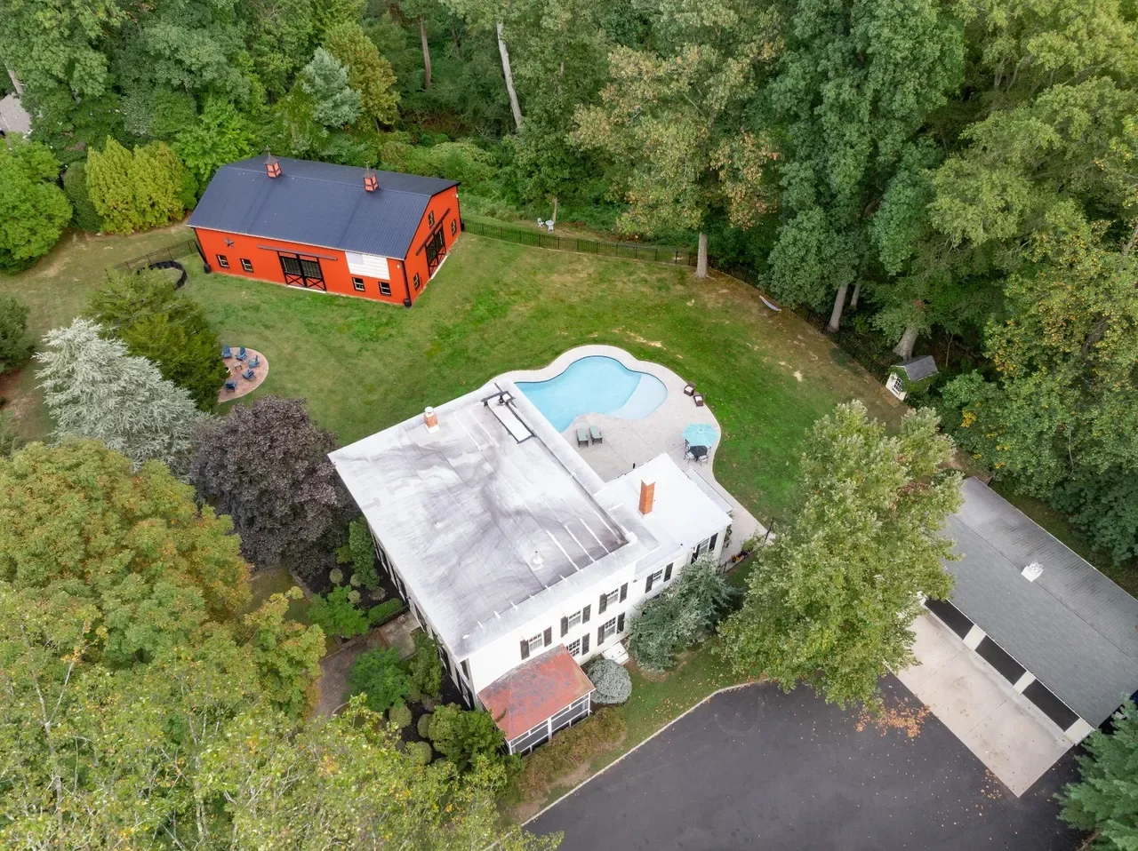 1840 Italianate house Chesterfield New Jersey - 88 - aerial view.webp