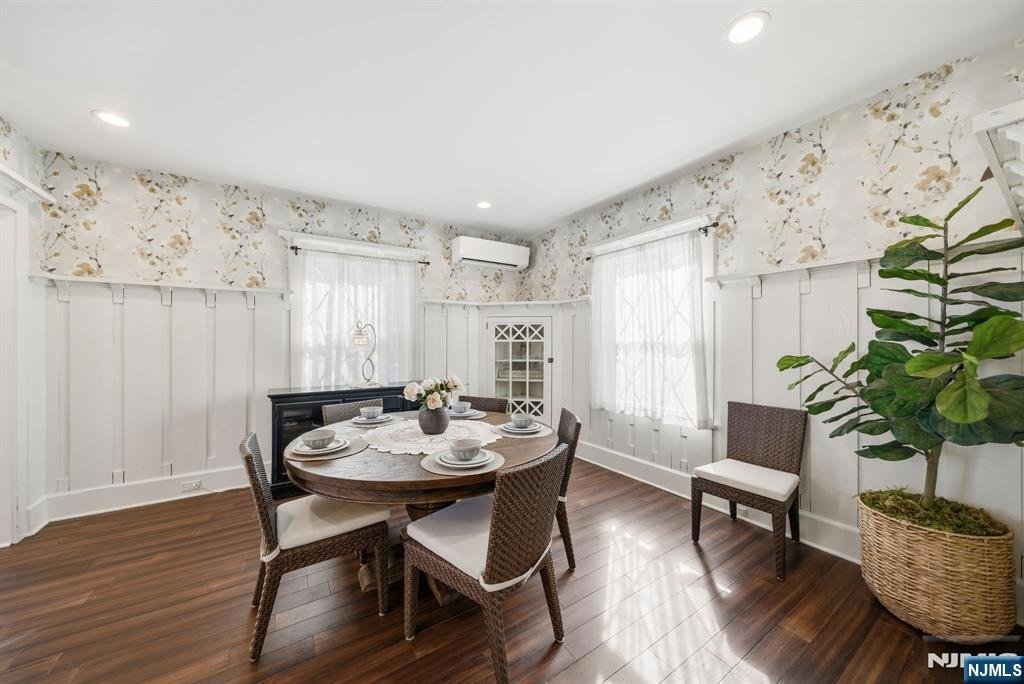 1917 Center Hall Colonial house Nutley Township New Jersey - 15 - dining room.jpg