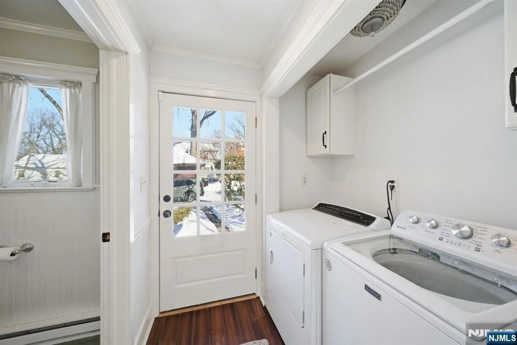 1917 Center Hall Colonial house Nutley Township New Jersey - 21 - laundry.jpg