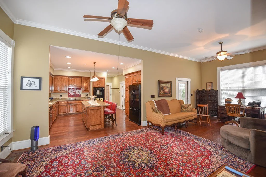 The Brown Neuffer Ford House, 1900 Queen Anne Abbeville South Carolina - 19 - kitchen.jpg