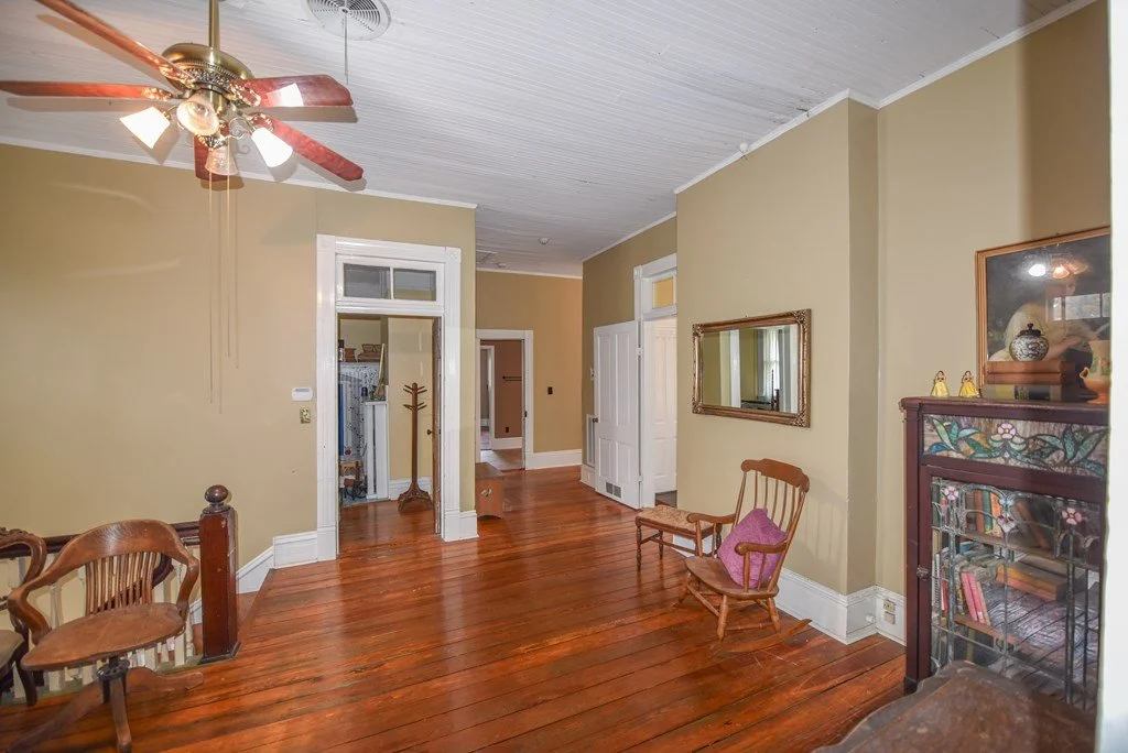 The Brown Neuffer Ford House, 1900 Queen Anne Abbeville South Carolina - 73 - floor.jpg