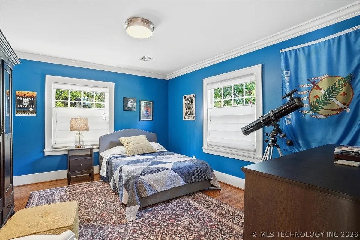 1924 Georgian Revival house Tulsa Oklahoma - 45 - bedroom.webp