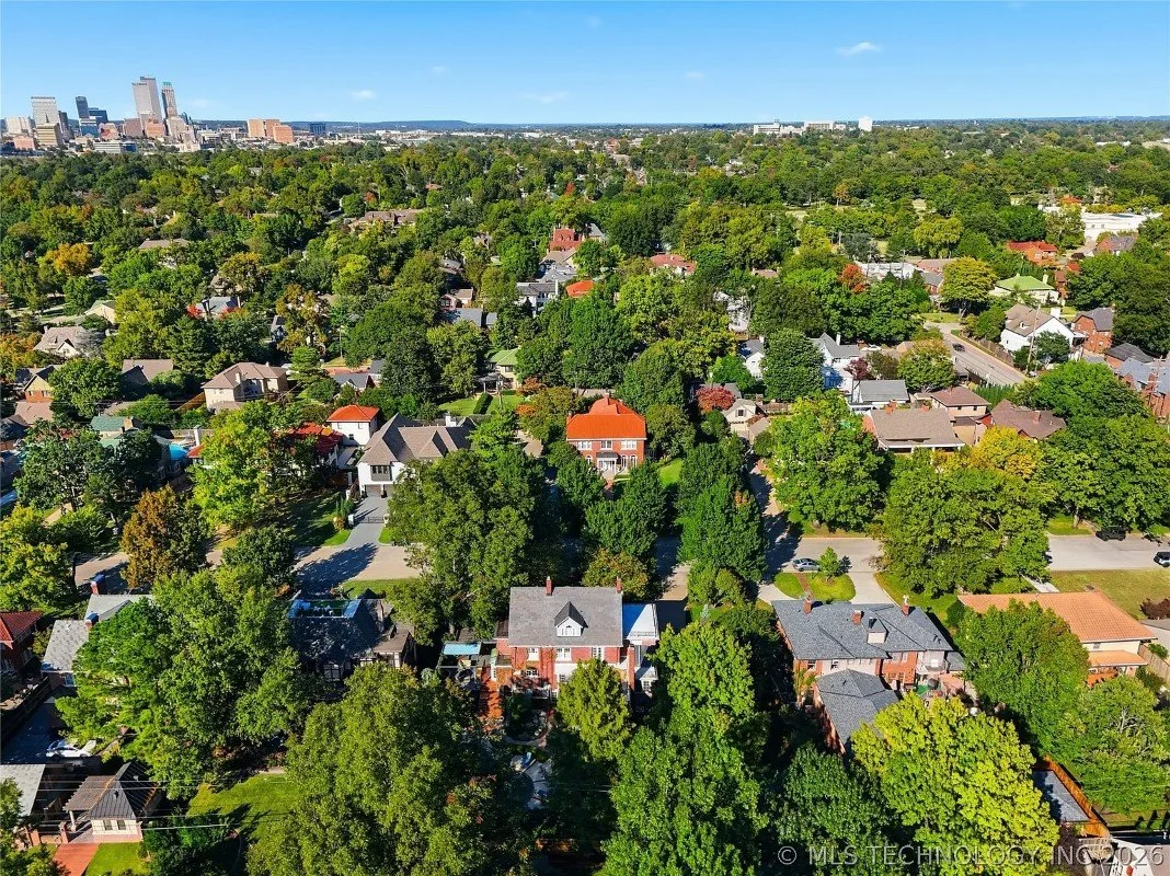 1924 Georgian Revival house Tulsa Oklahoma - 89 - aerial view.webp