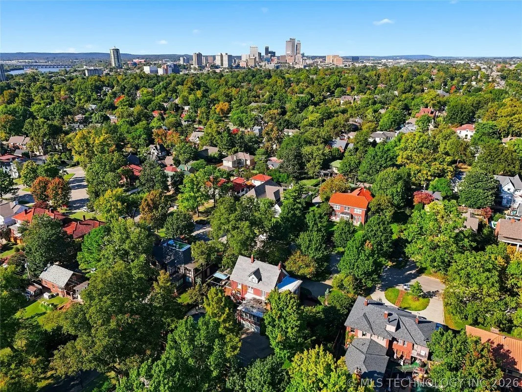 1924 Georgian Revival house Tulsa Oklahoma - 90 - aerial view.webp