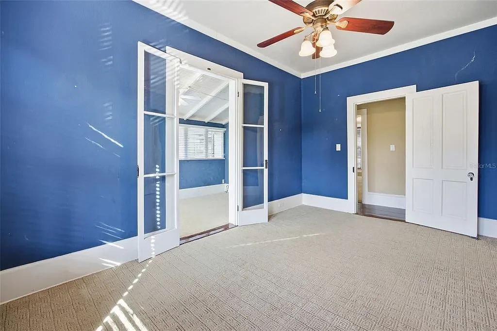 1918 Victorian house Ocala Florida - 31 - room.webp