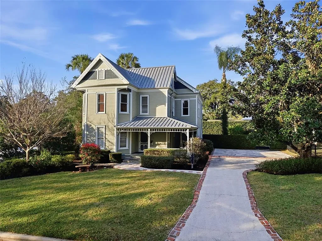 1918 Victorian house Ocala Florida - 51 - front view.webp