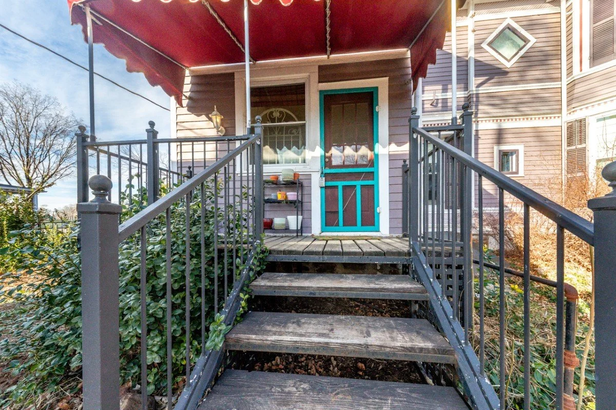 1882 Victorian house Minneapolis Kansa (11).jpg