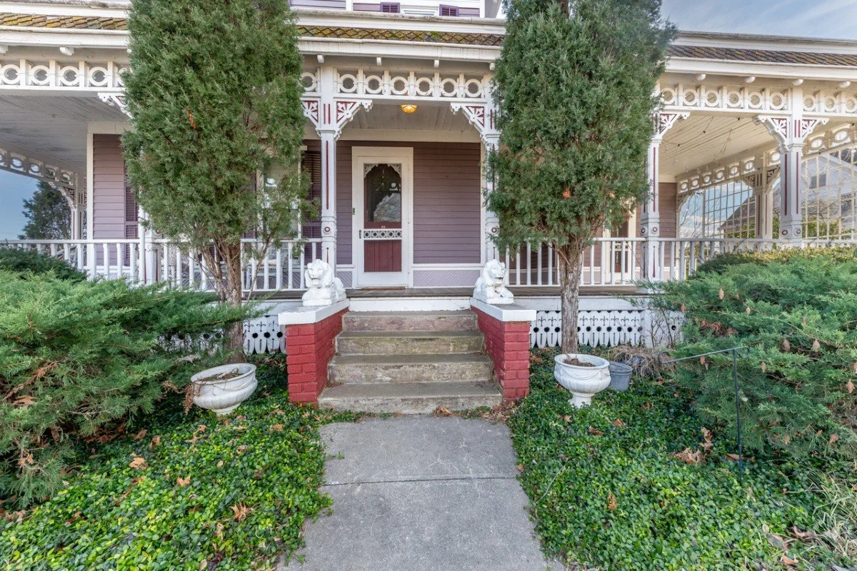 1882 Victorian house Minneapolis Kansa (19).jpg