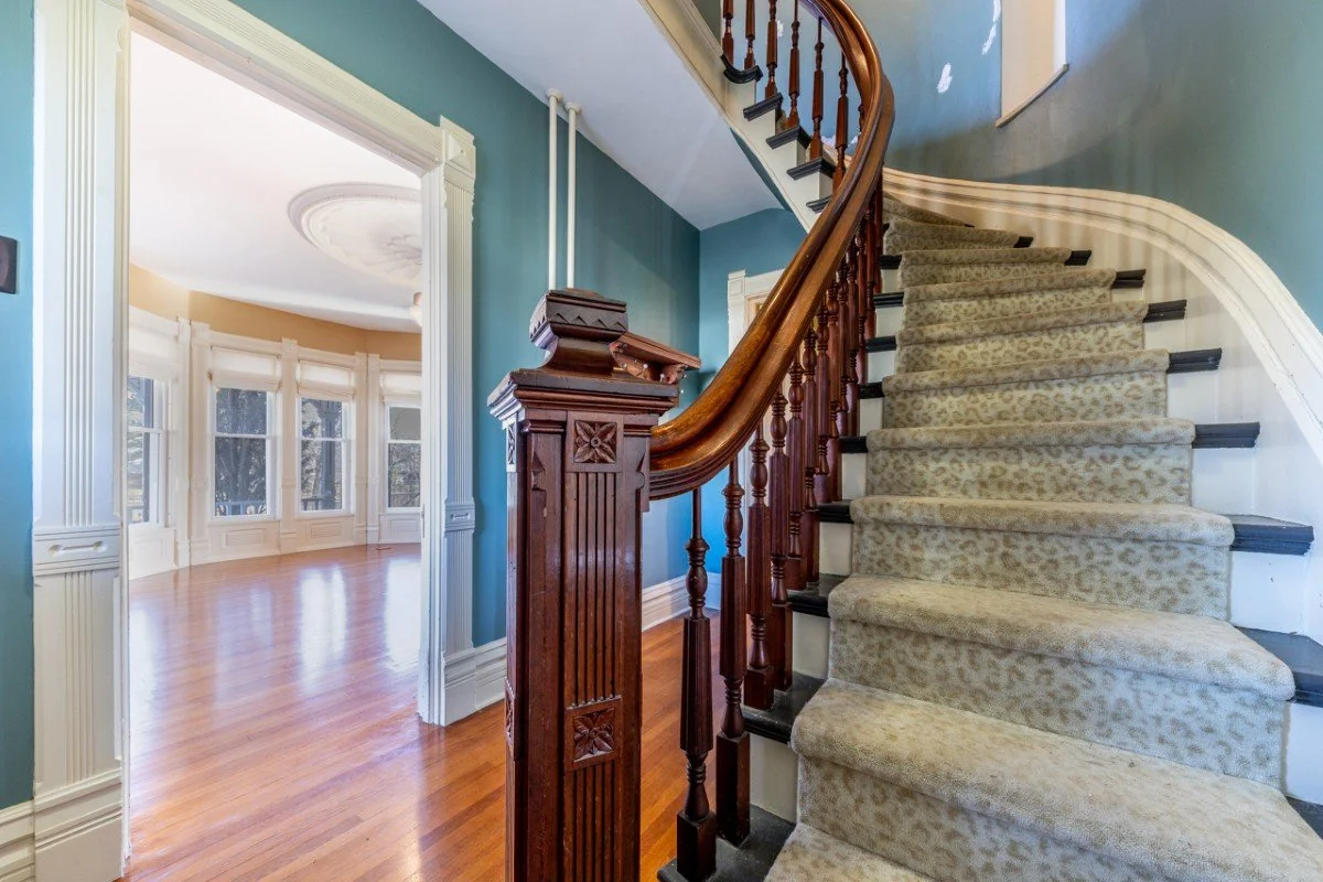 1882 Victorian house Minneapolis Kansa (22).jpg