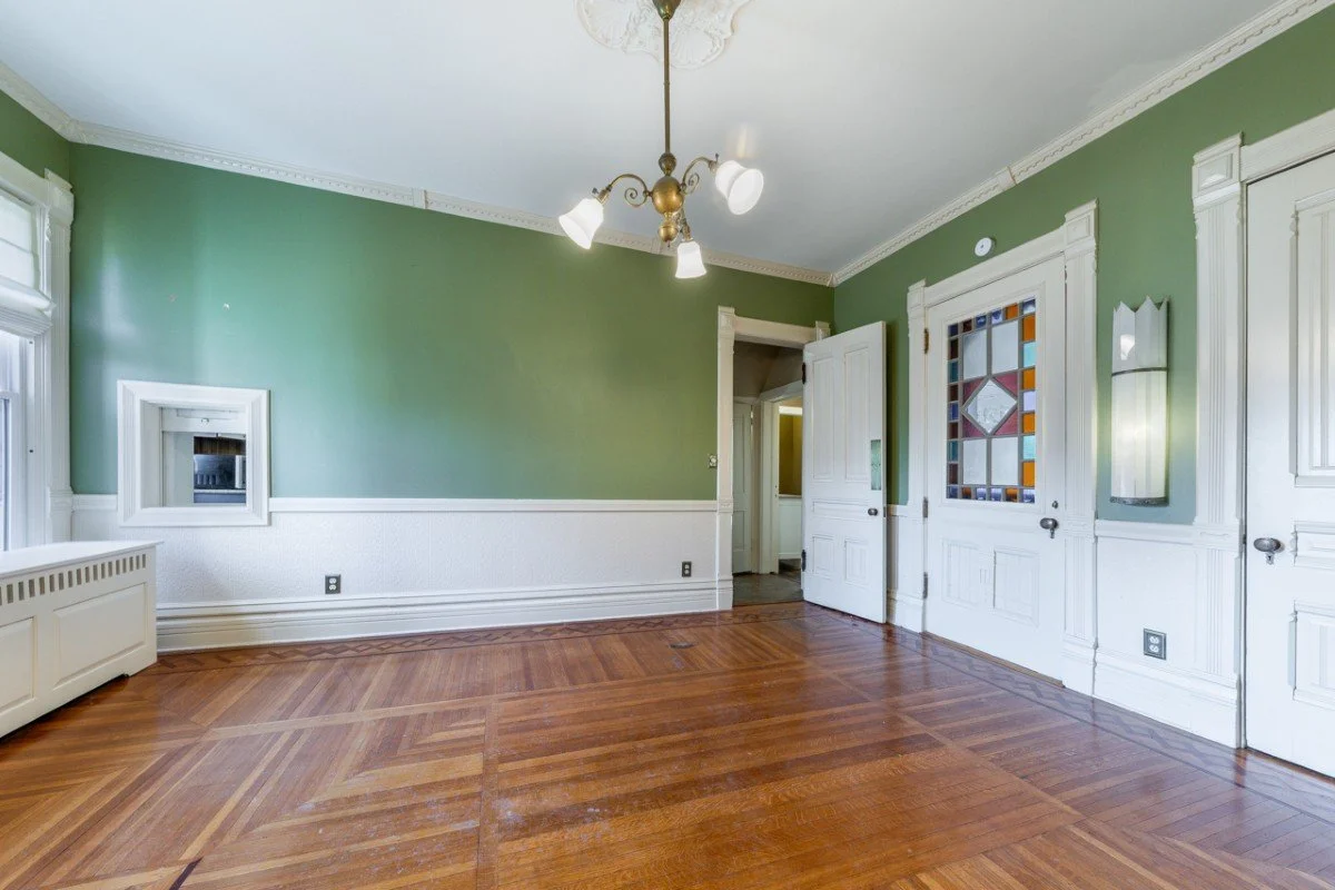 1882 Victorian house Minneapolis Kansa (39).jpg