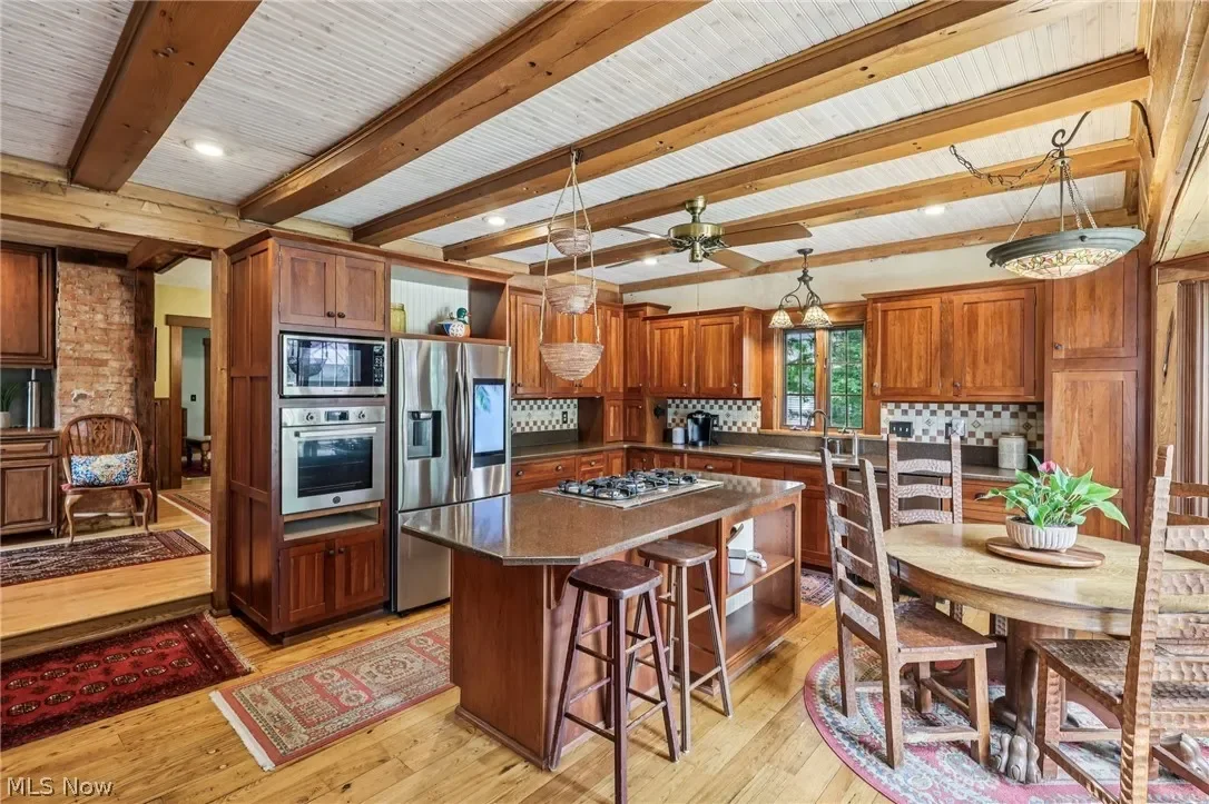 1903 Historic house Avon Ohio - 5 - kitchen.webp